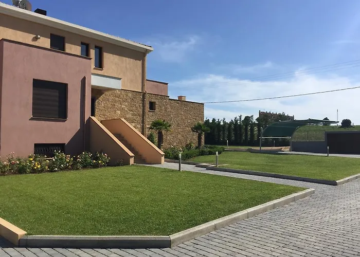Vilă Lemon House